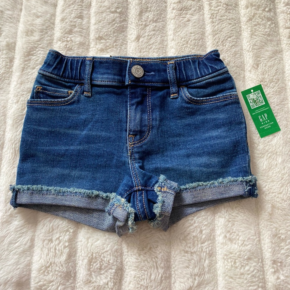 Gap Kids Girls Denim Shorts NWT Size 3T